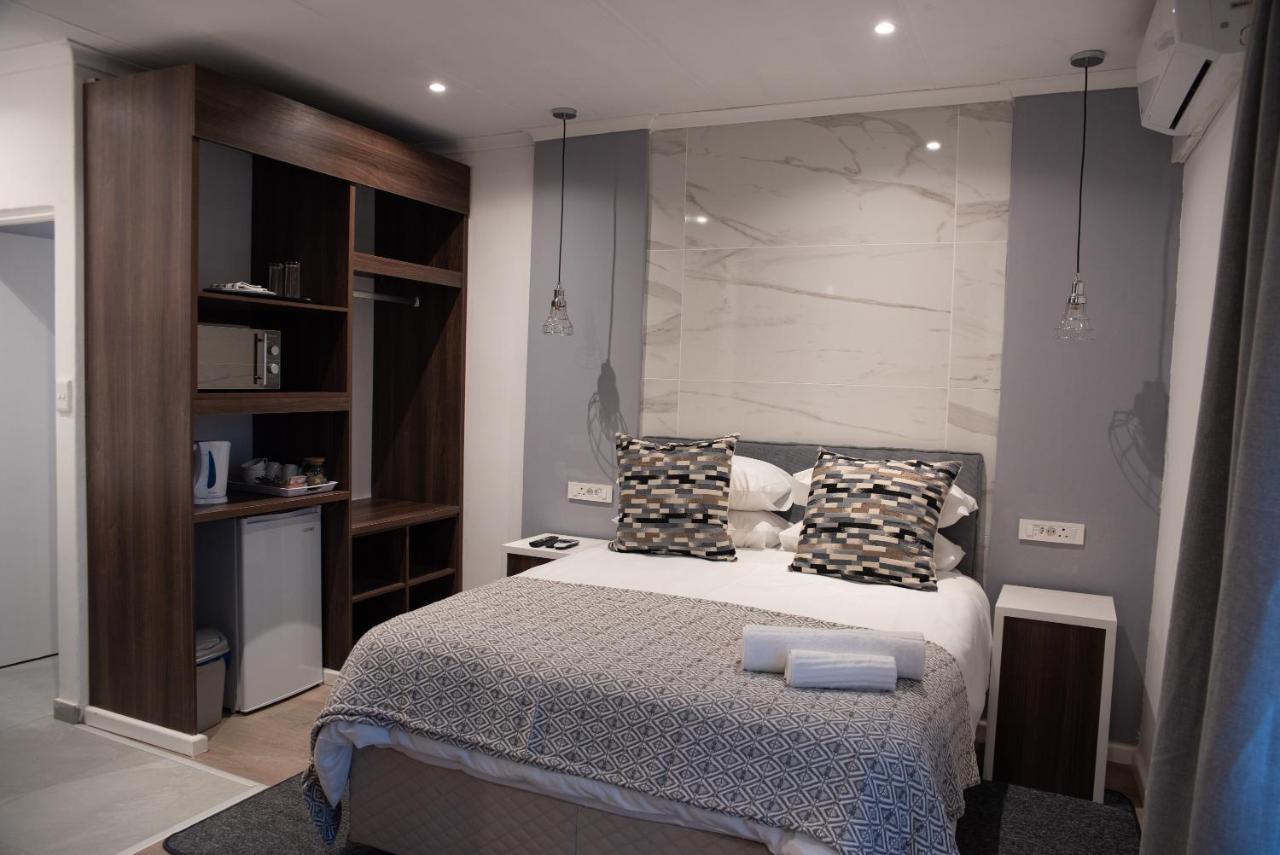 The Royal Bryanston Otel Johannesburg Dış mekan fotoğraf