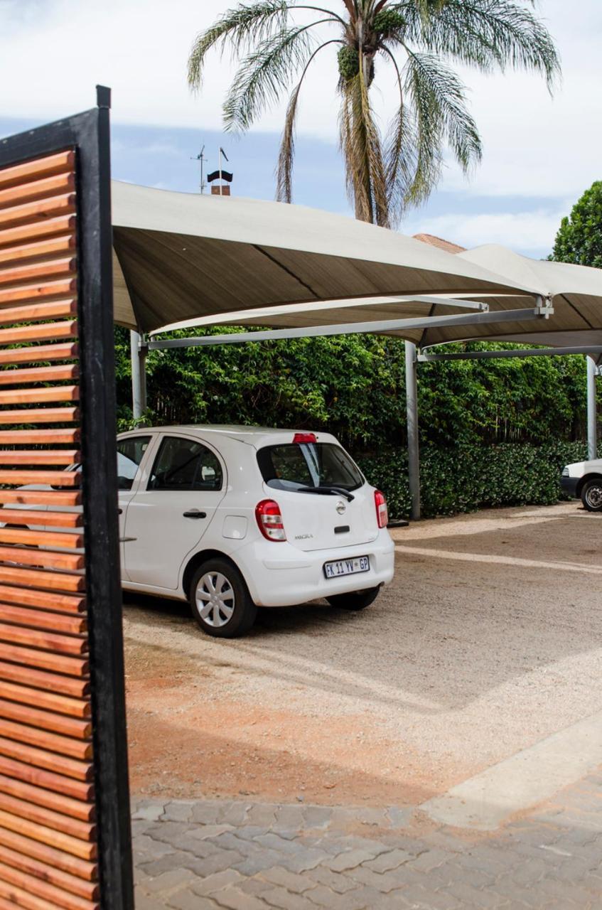 The Royal Bryanston Otel Johannesburg Dış mekan fotoğraf