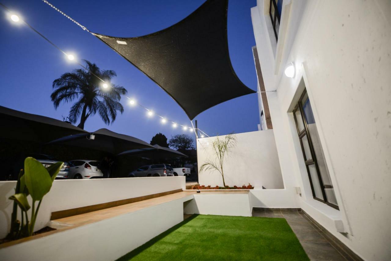 The Royal Bryanston Otel Johannesburg Dış mekan fotoğraf