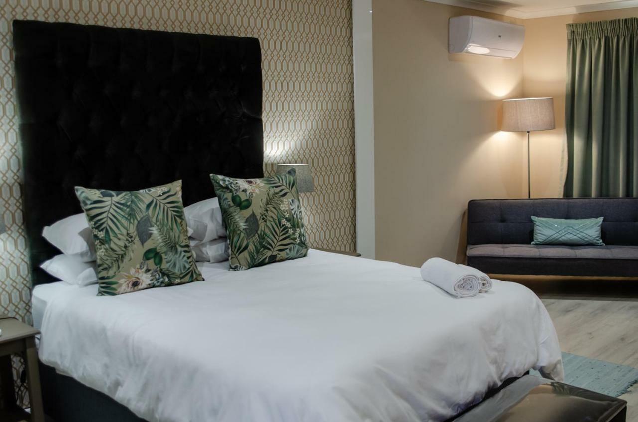 The Royal Bryanston Otel Johannesburg Dış mekan fotoğraf